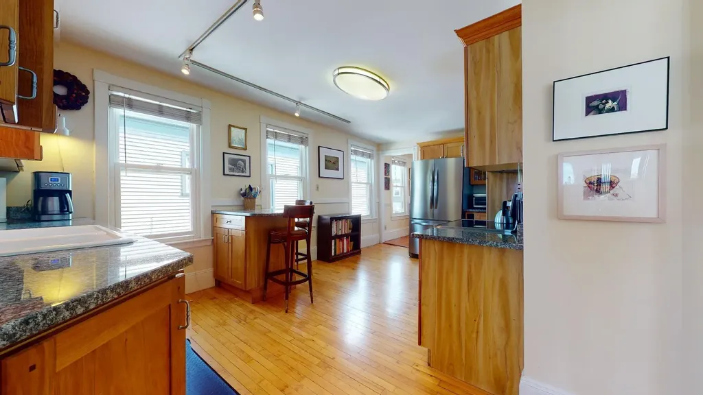 83 Vesper Street Portland ME 04101