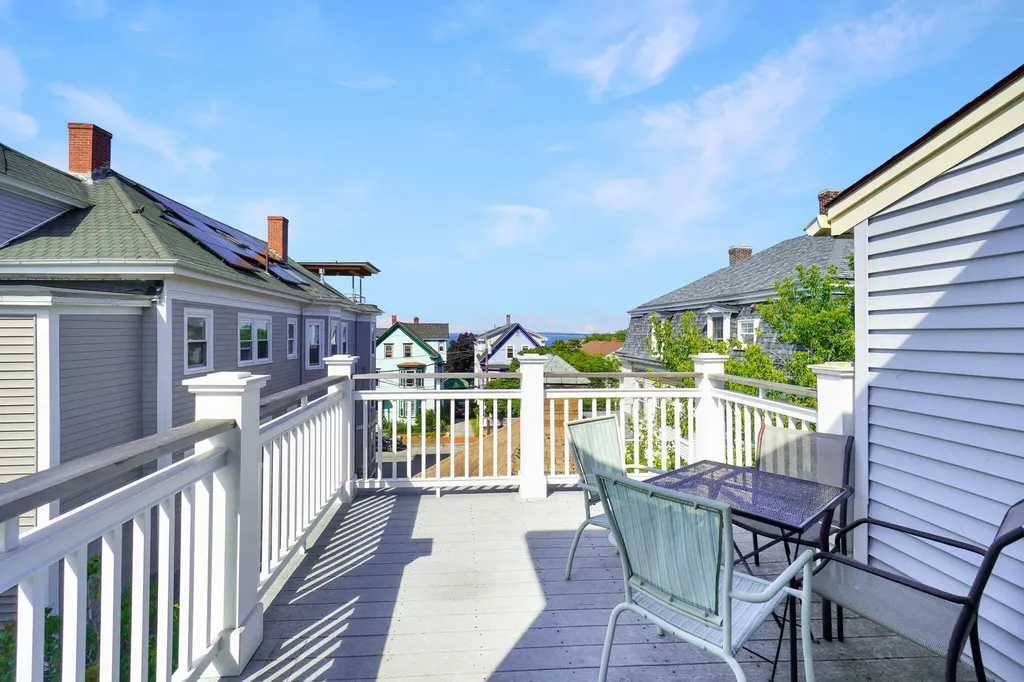 83 Vesper Street Portland ME 04101