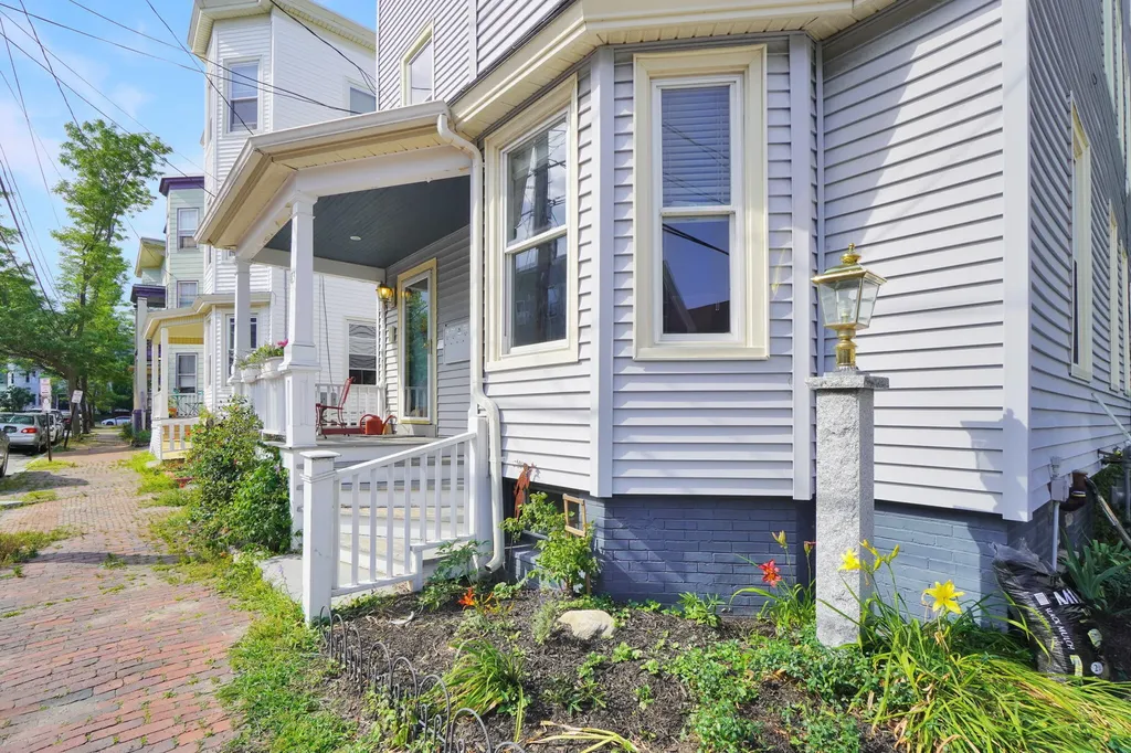 83 Vesper Street Portland ME 04101