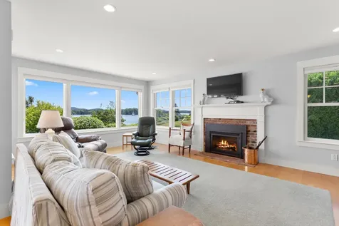 79 Perkins Street Castine ME 04421