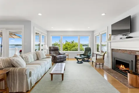 79 Perkins Street Castine ME 04421