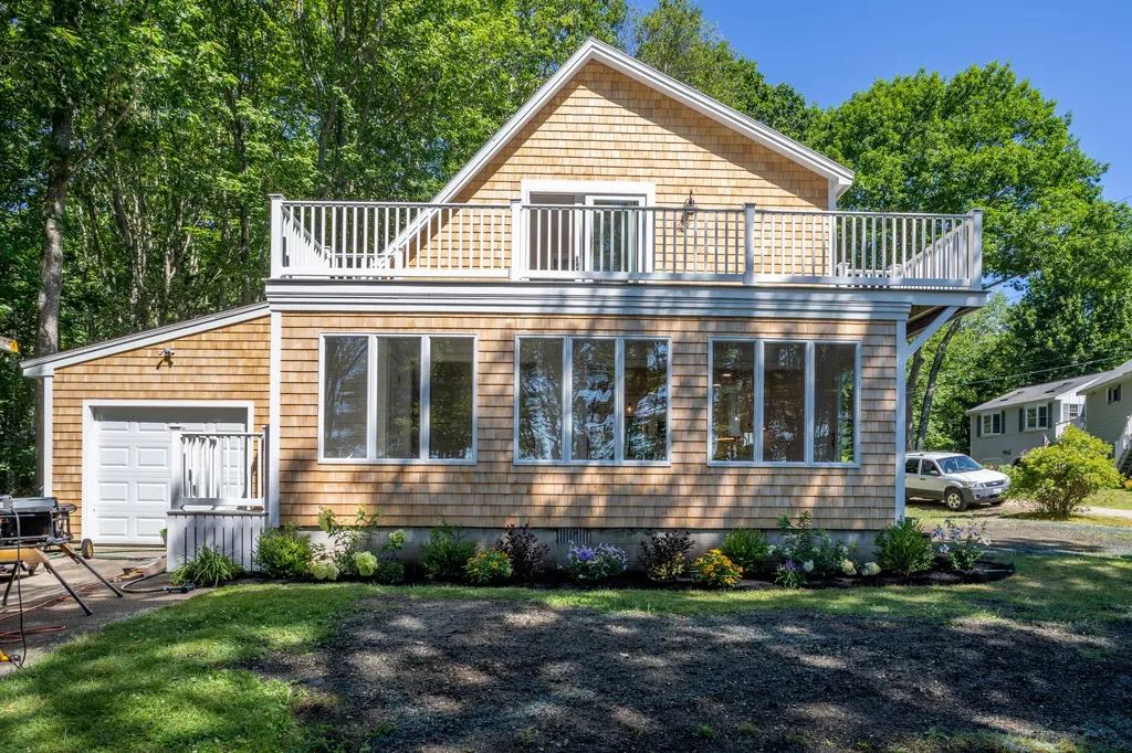 8 Benson Avenue Kennebunkport ME 04046