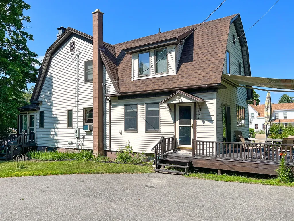100 Enfield Road Lincoln ME 04457