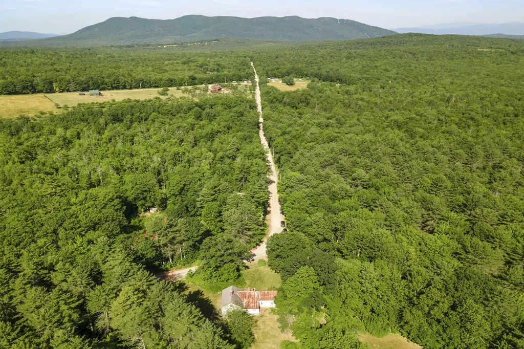 185 North Road Bridgton ME 04009