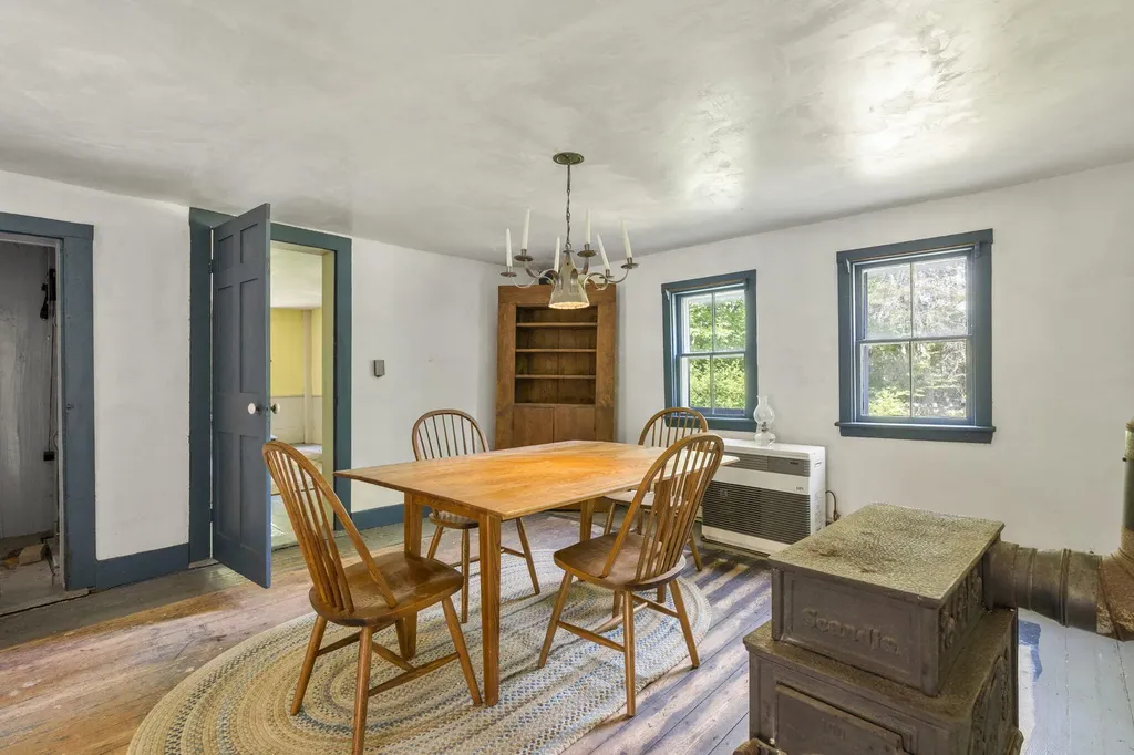 185 North Road Bridgton ME 04009