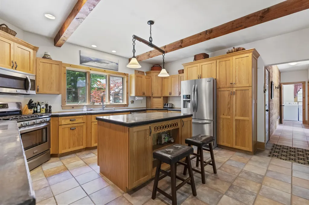 49 Harts Way Gorham ME 04038