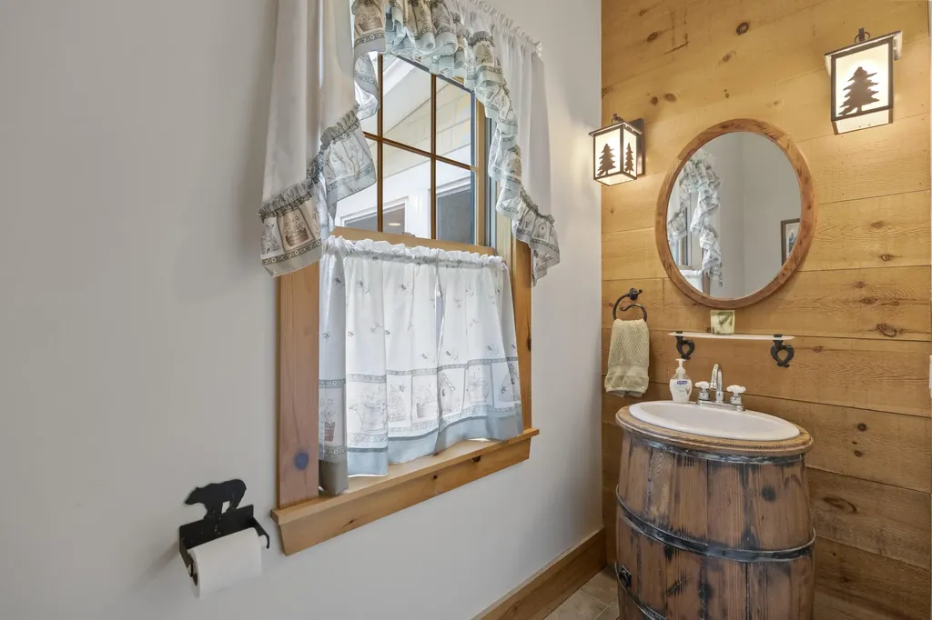 49 Harts Way Gorham ME 04038