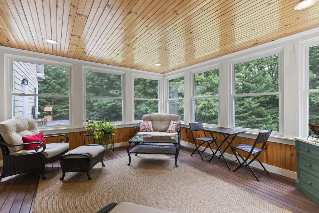 49 Harts Way Gorham ME 04038