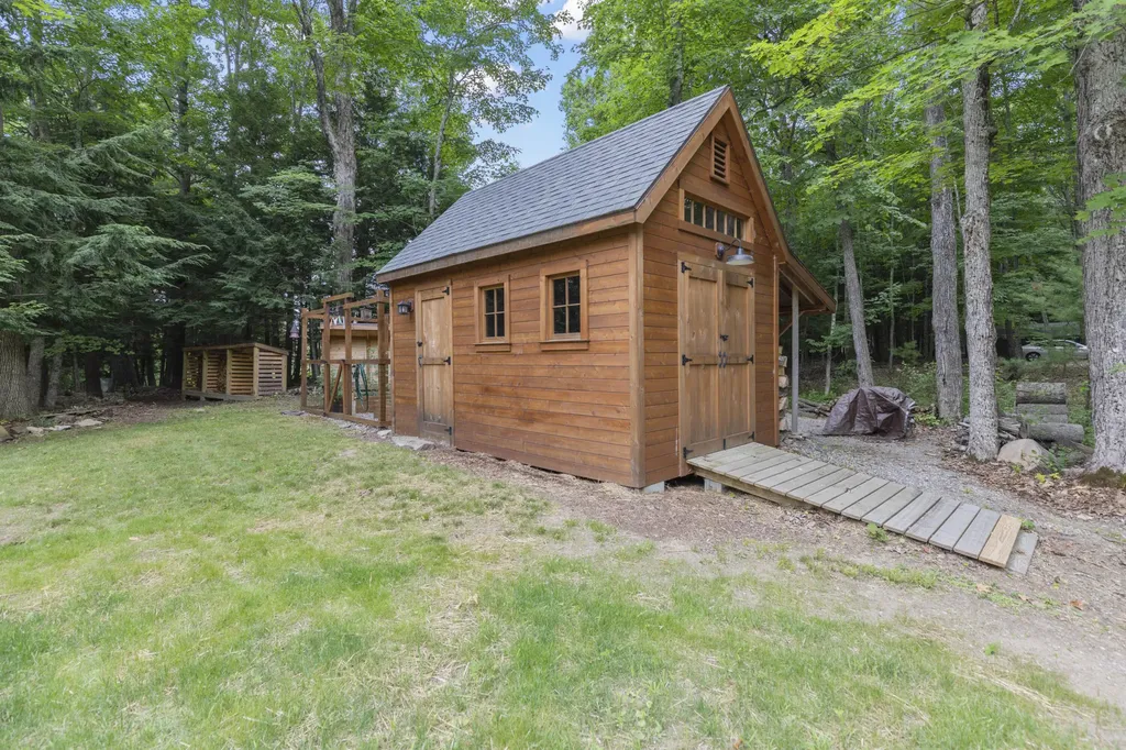 49 Harts Way Gorham ME 04038