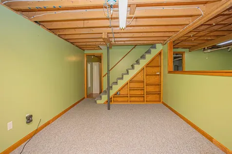 60 Fenderson Hill North Wilton ME 04294