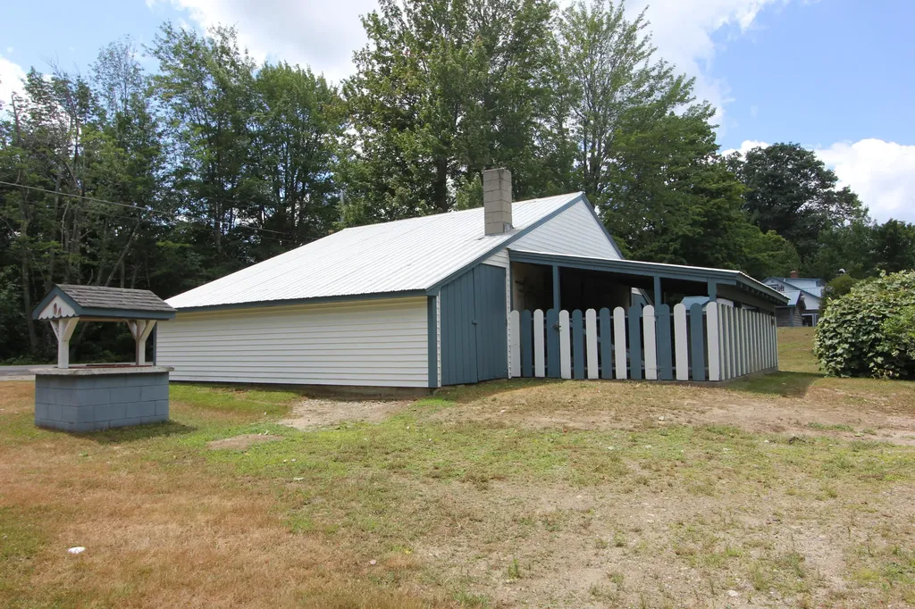 24 Pine Hill Road Limington ME 04049
