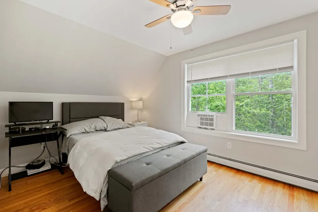 19 Cottage Court Gorham ME 04038