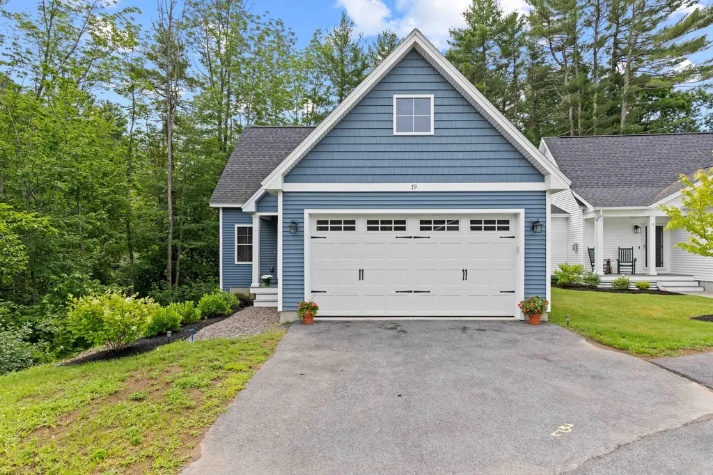 19 Cottage Court Gorham ME 04038