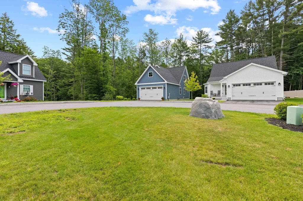 19 Cottage Court Gorham ME 04038