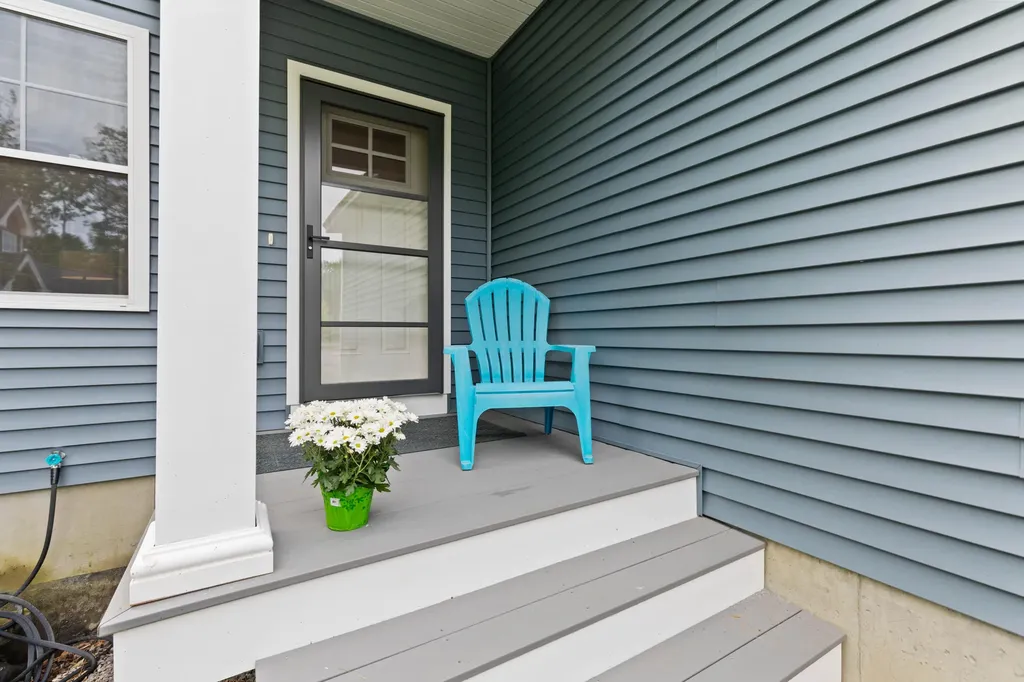 19 Cottage Court Gorham ME 04038