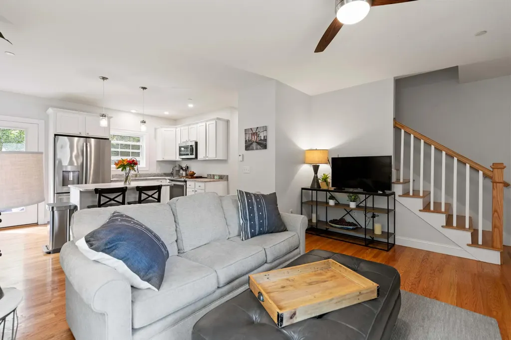 19 Cottage Court Gorham ME 04038