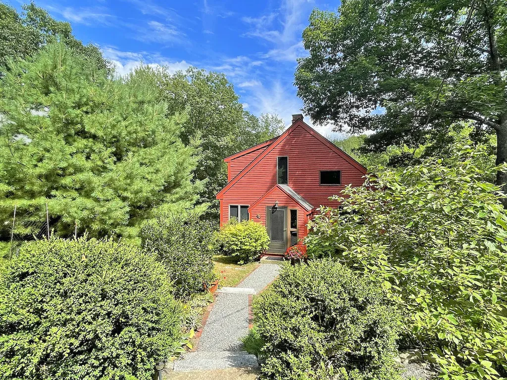 18 Meadow Road Arrowsic ME 04530