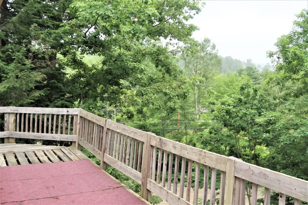 6 Scott Drive Monmouth ME 04259