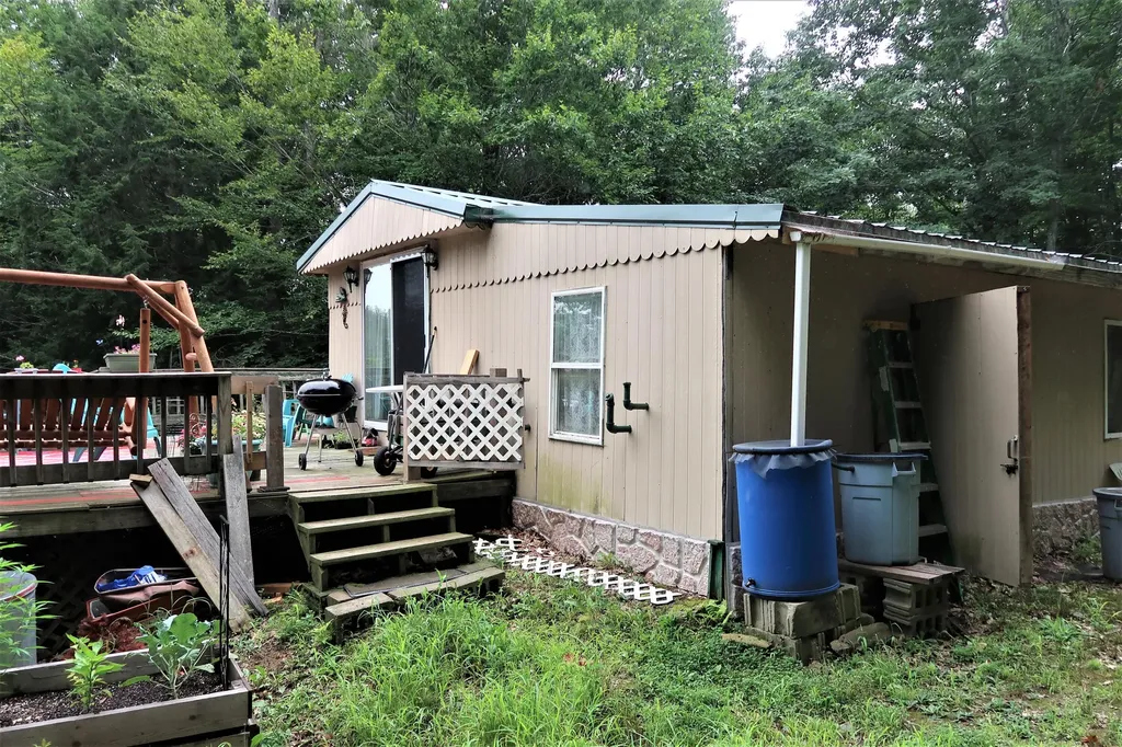 6 Scott Drive Monmouth ME 04259