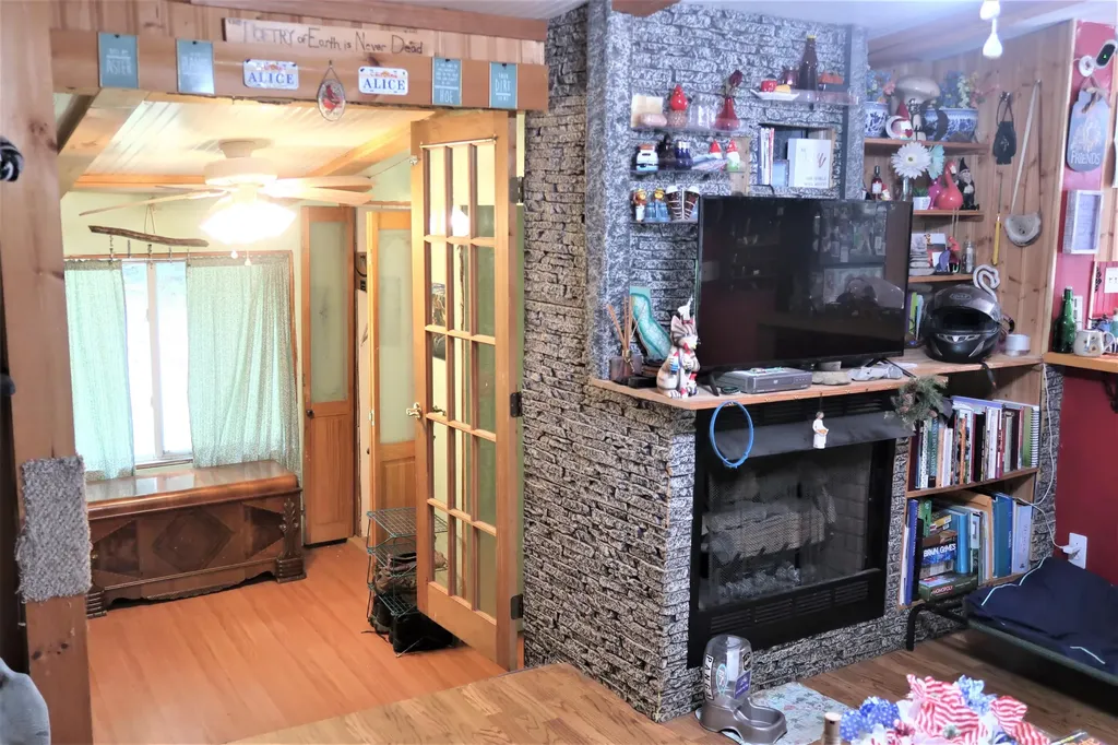 6 Scott Drive Monmouth ME 04259