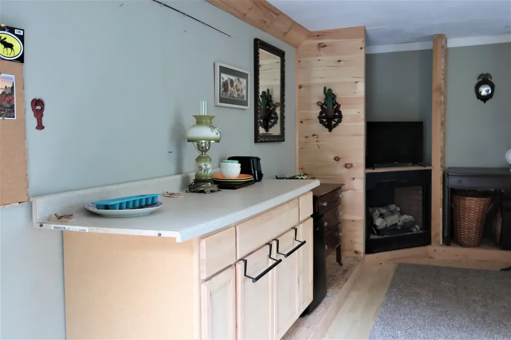 6 Scott Drive Monmouth ME 04259