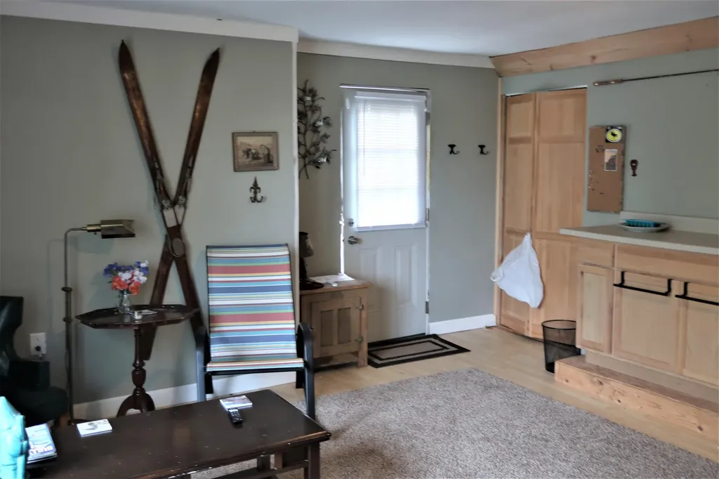 6 Scott Drive Monmouth ME 04259