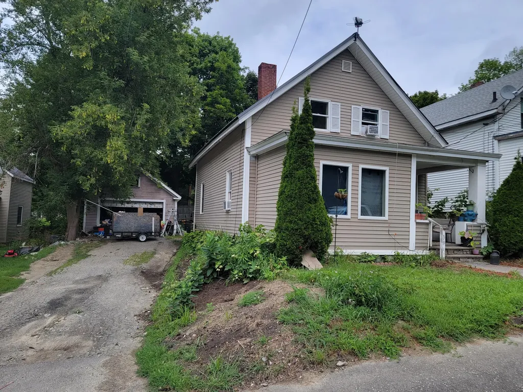 39 Eastern Avenue Augusta ME 04330