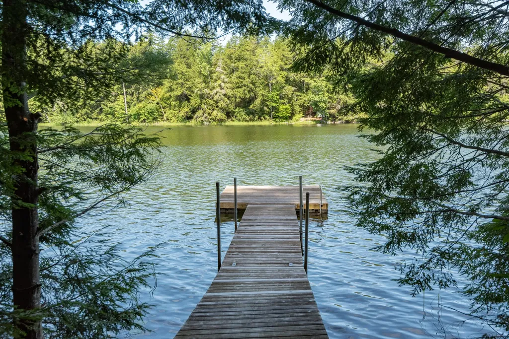 35 Turtle Cove Road West Gardiner ME 04345