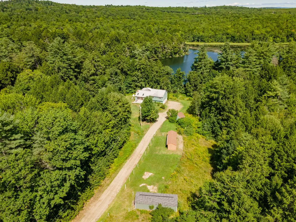 35 Turtle Cove Road West Gardiner ME 04345