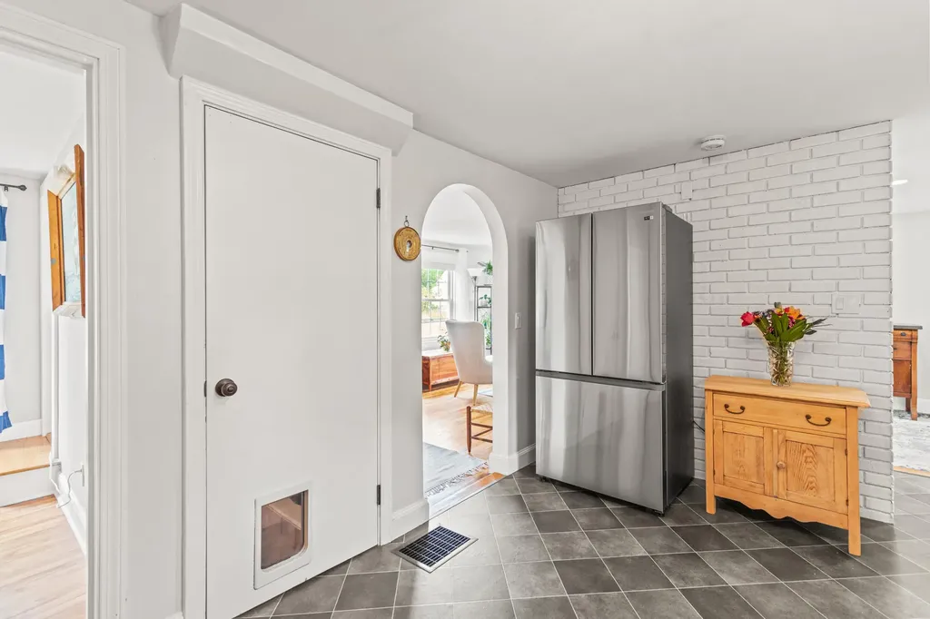 199 Gray Road Falmouth ME 04105
