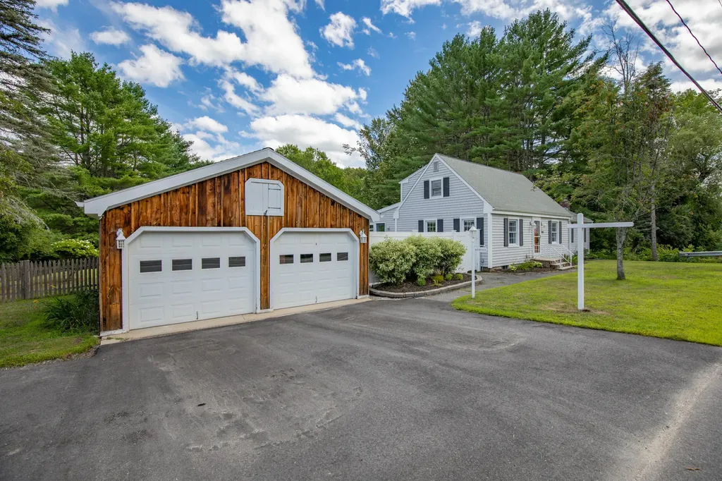 199 Gray Road Falmouth ME 04105
