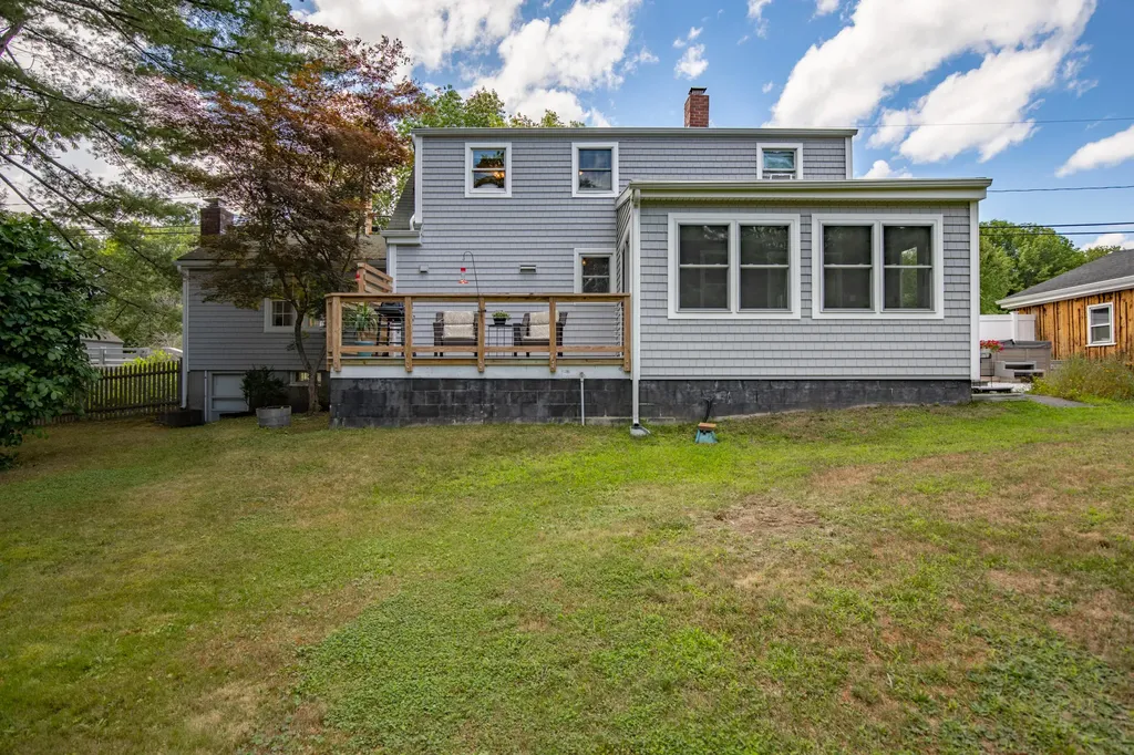 199 Gray Road Falmouth ME 04105