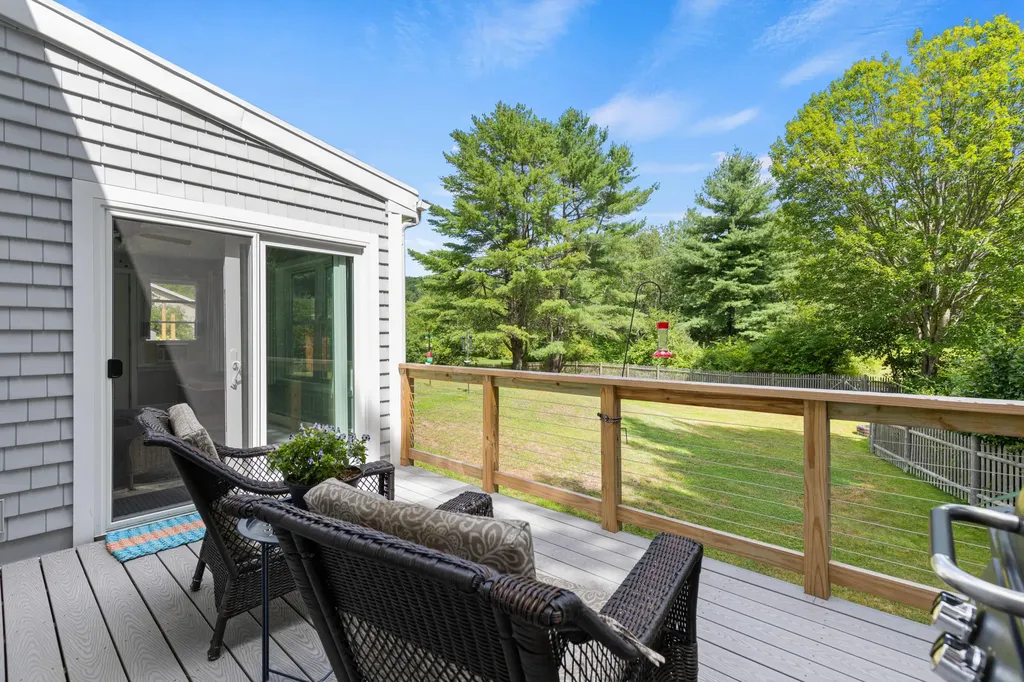 199 Gray Road Falmouth ME 04105