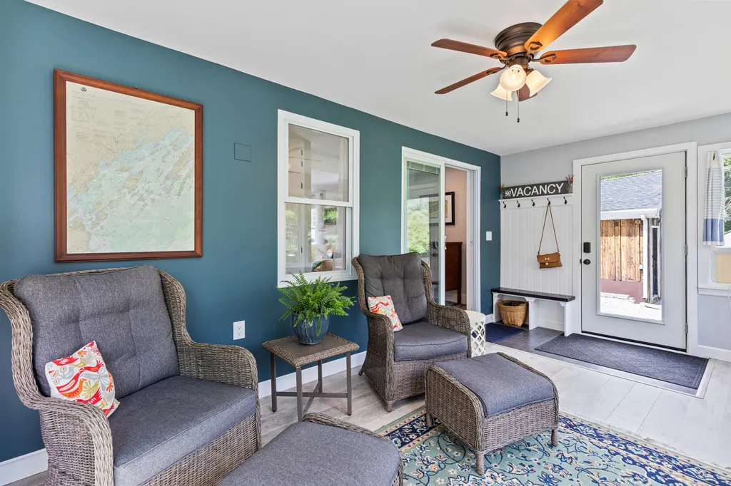 199 Gray Road Falmouth ME 04105