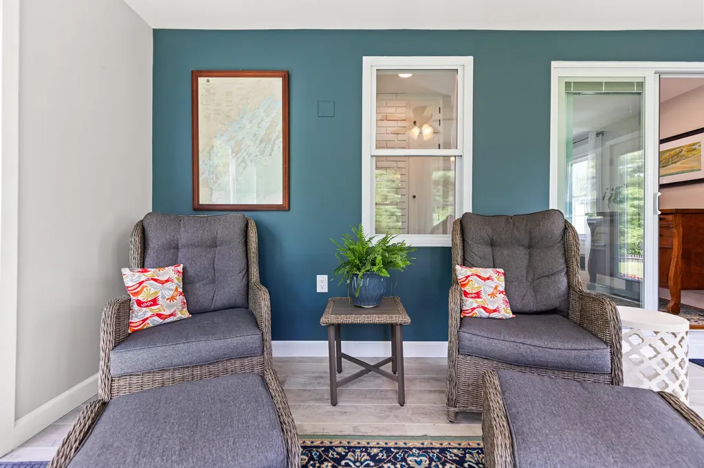 199 Gray Road Falmouth ME 04105