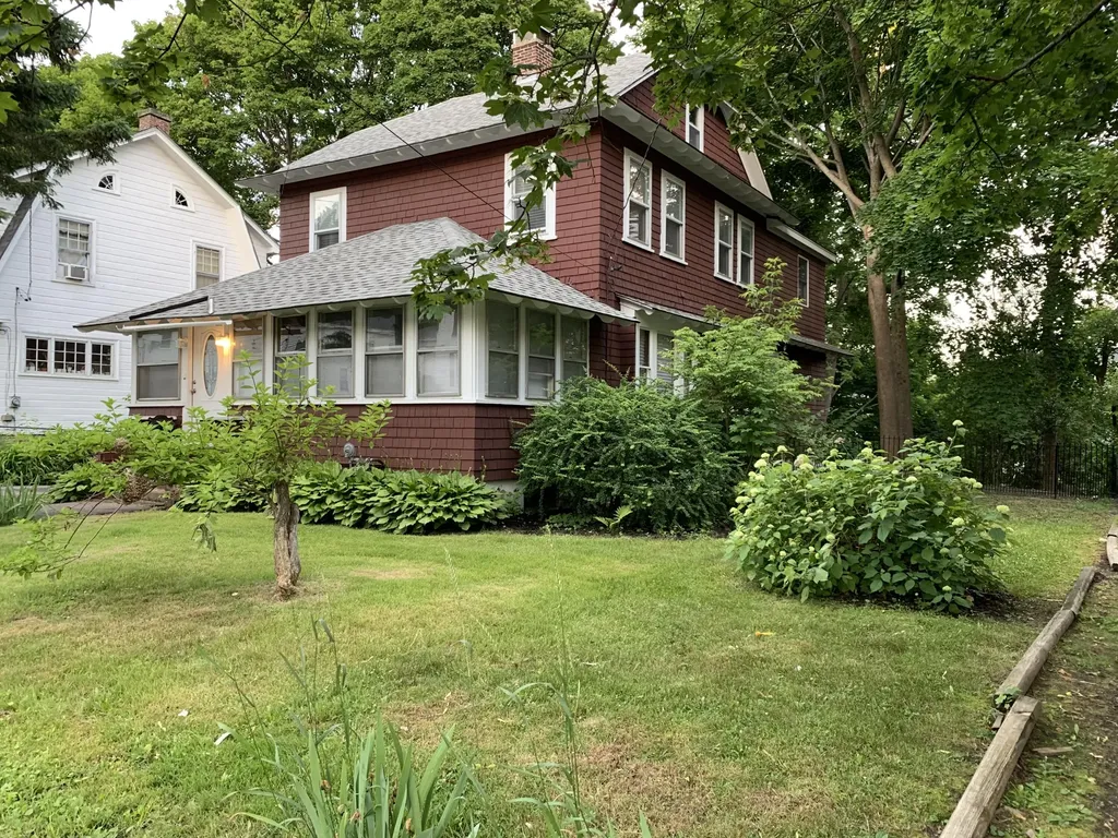 66 4th Street Bangor ME 04401