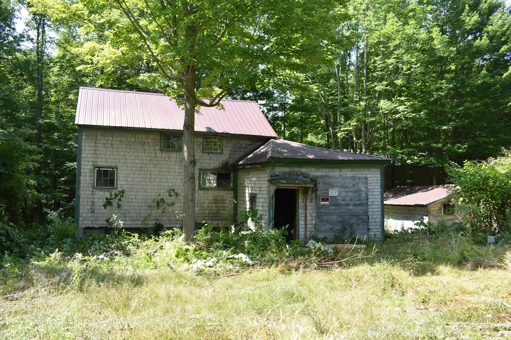 23 Lambert Street Winthrop ME 04364