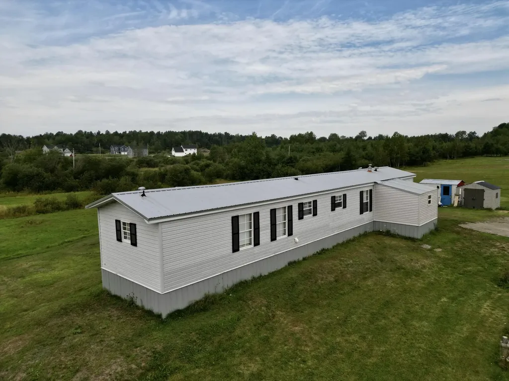 6 Pearson Lane Hermon ME 04401