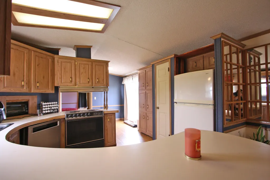 6 Pearson Lane Hermon ME 04401