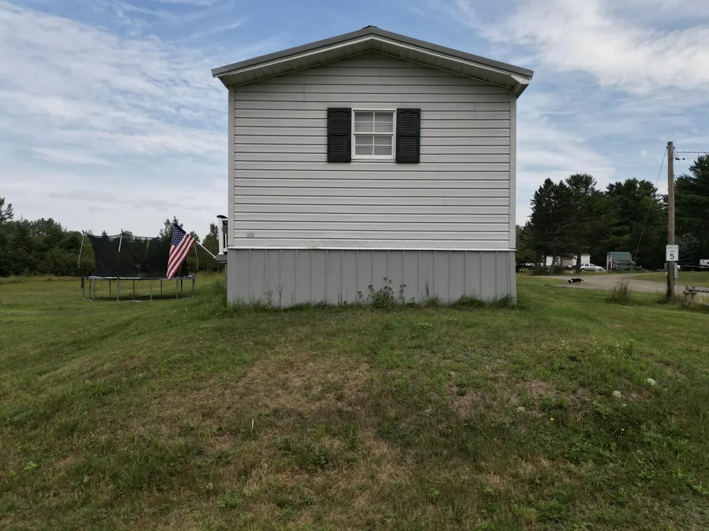 6 Pearson Lane Hermon ME 04401
