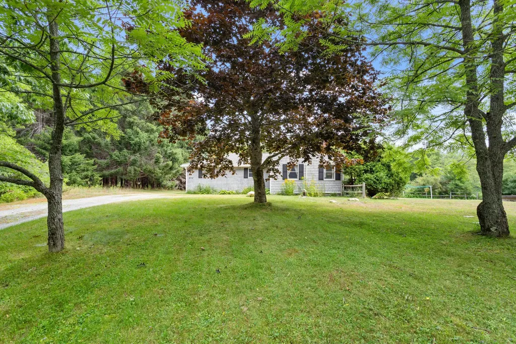 464 S Gouldsboro Road Gouldsboro ME 04607