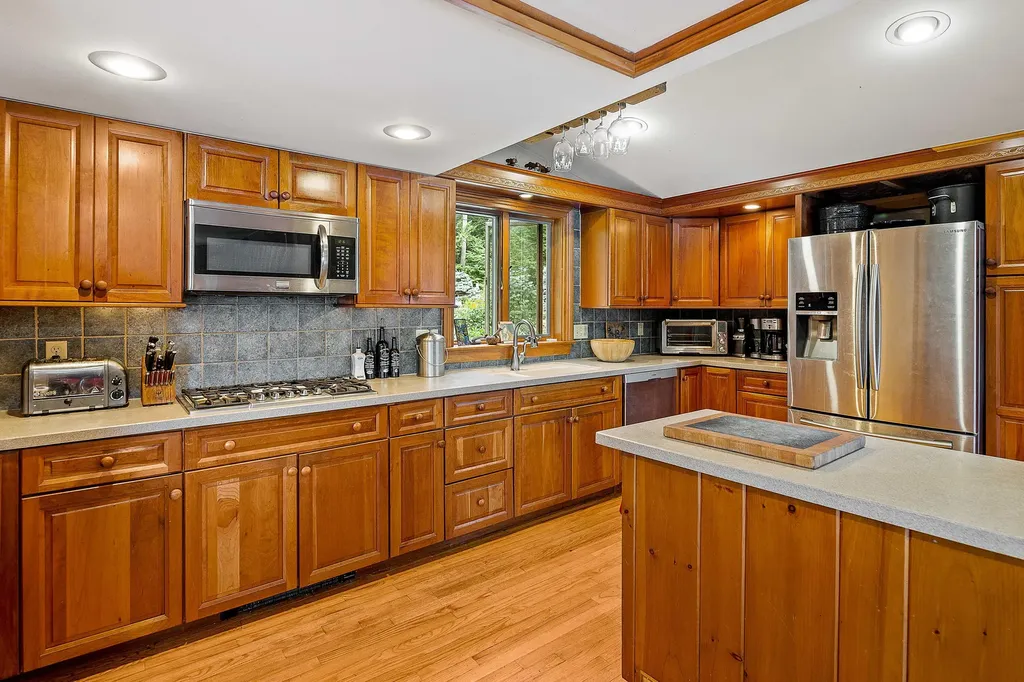 108 Norton Pond Road Lincolnville ME 04849