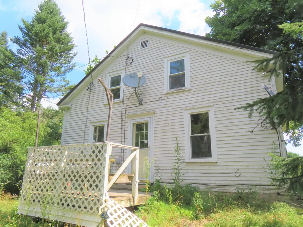 342 Chapman Road Newburgh ME 04444