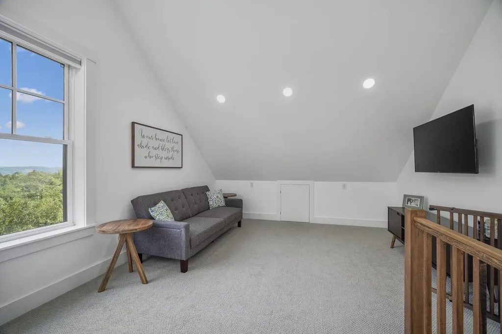 115 Millay Lane Union ME 04862