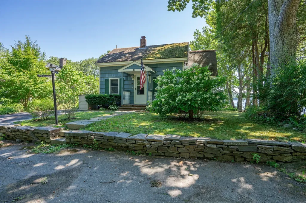 21 Preble Point Road Arrowsic ME 04530