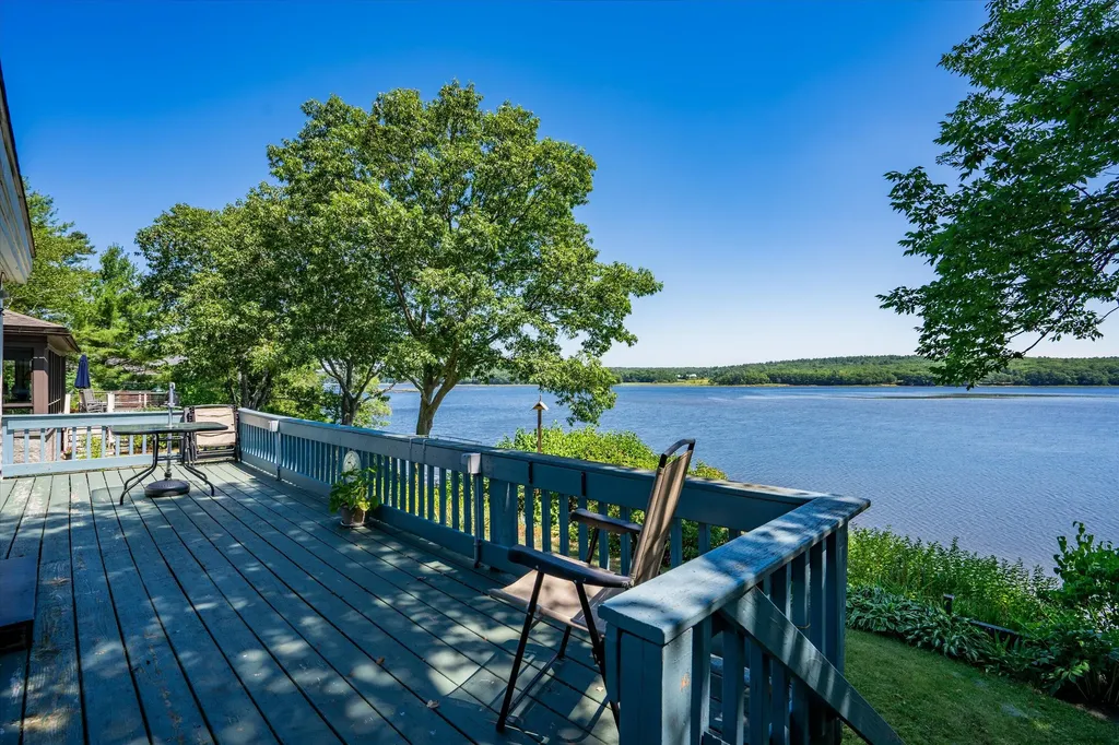 21 Preble Point Road Arrowsic ME 04530
