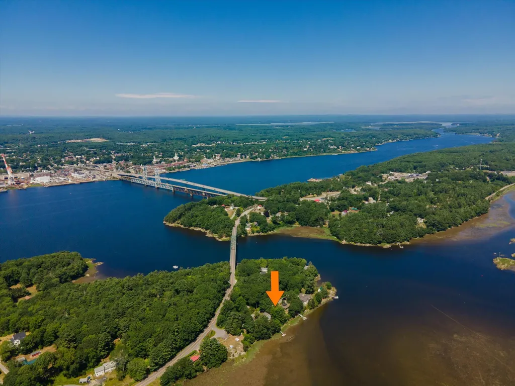21 Preble Point Road Arrowsic ME 04530