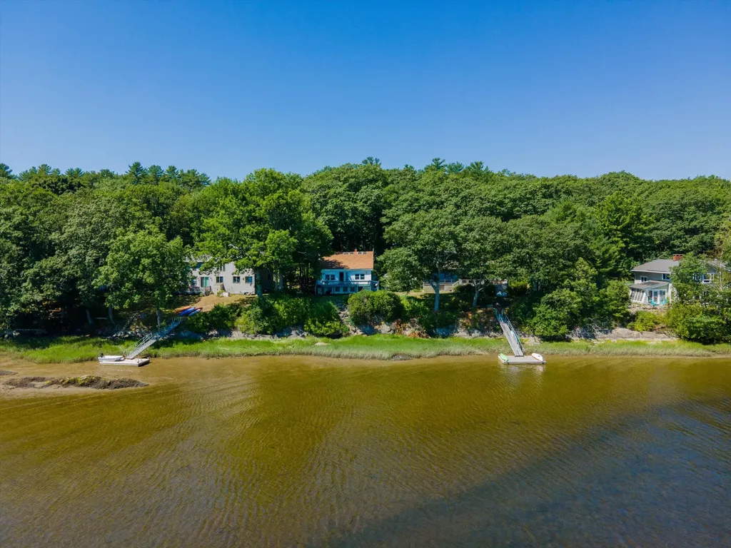 21 Preble Point Road Arrowsic ME 04530