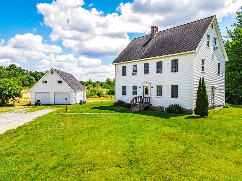 127 Mutton Lane Clinton ME 04927