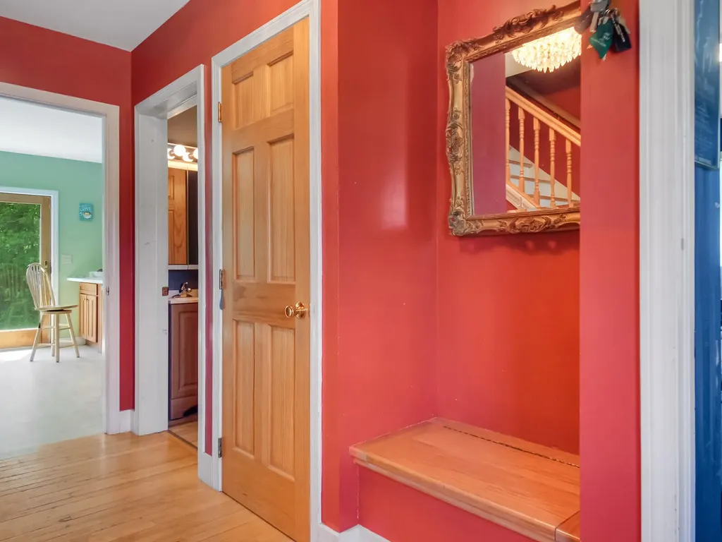 127 Mutton Lane Clinton ME 04927